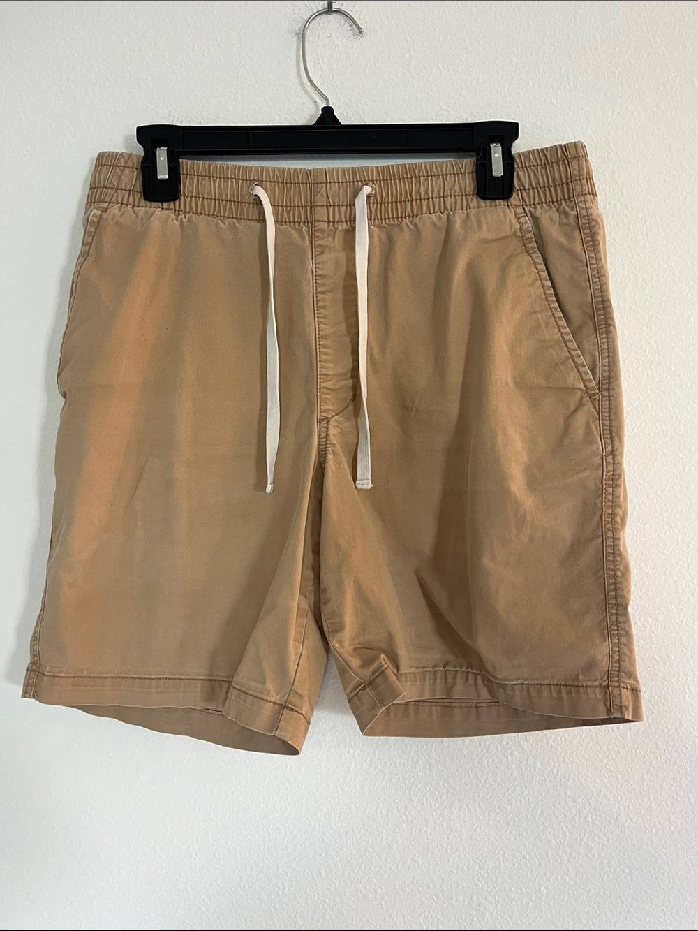 Old Navy Khaki Pull On Flat Front Shorts